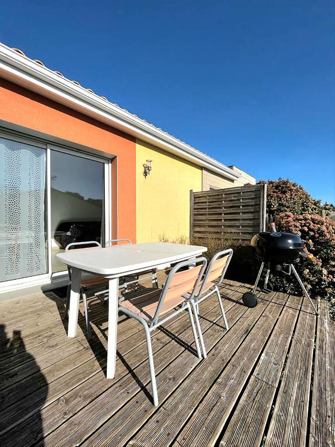 Logement Thermale Et De Tourisme Les Acacias 2 Jonzac Exterior foto
